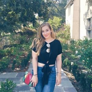 Meet your Posher, Oriana